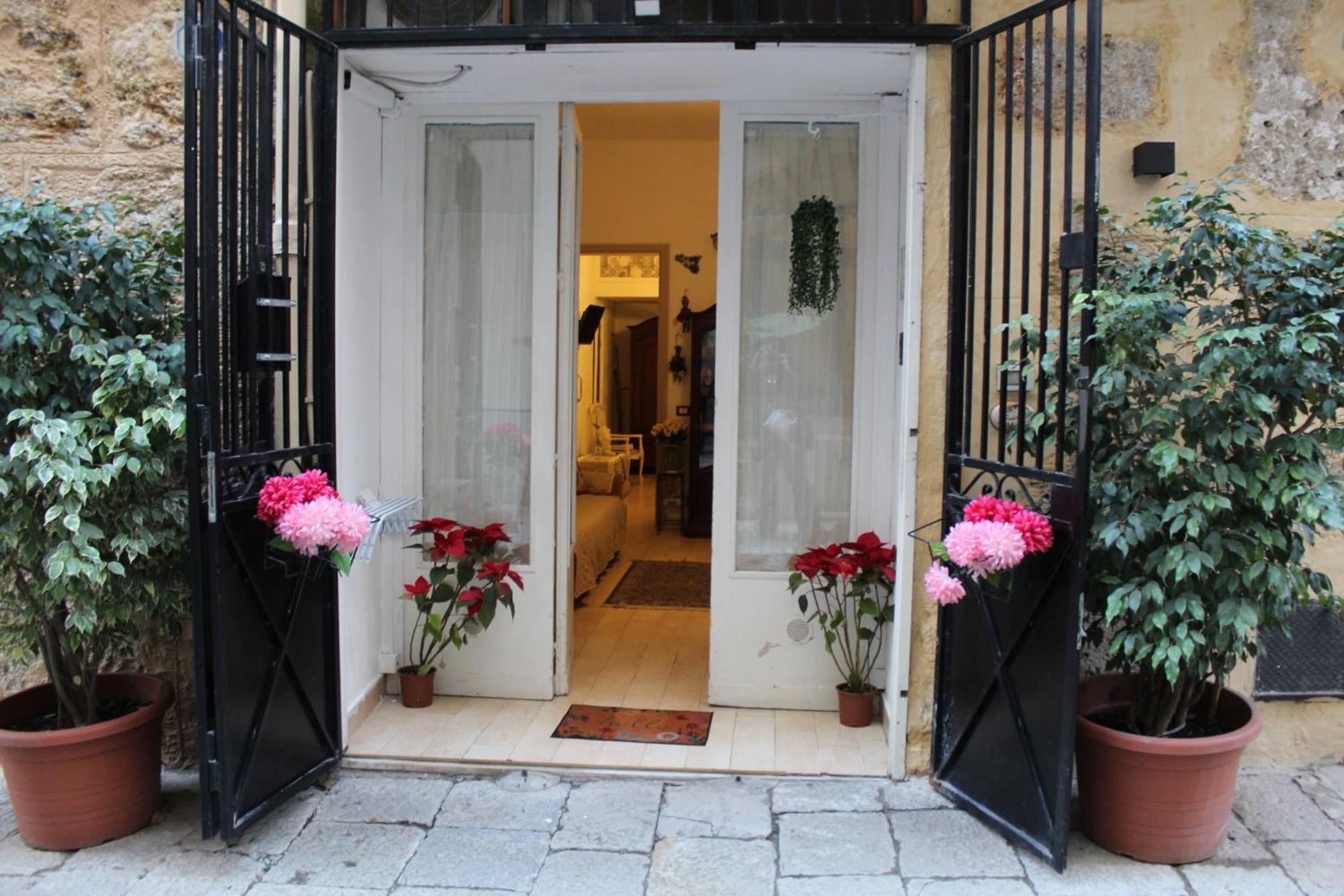 La Siciliana-di Fronte La Cattedrale Holiday home